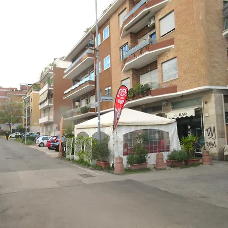 Rooftop Appia Antica , Silent And Reserved Two Bedrooms Two Bathrooms-3